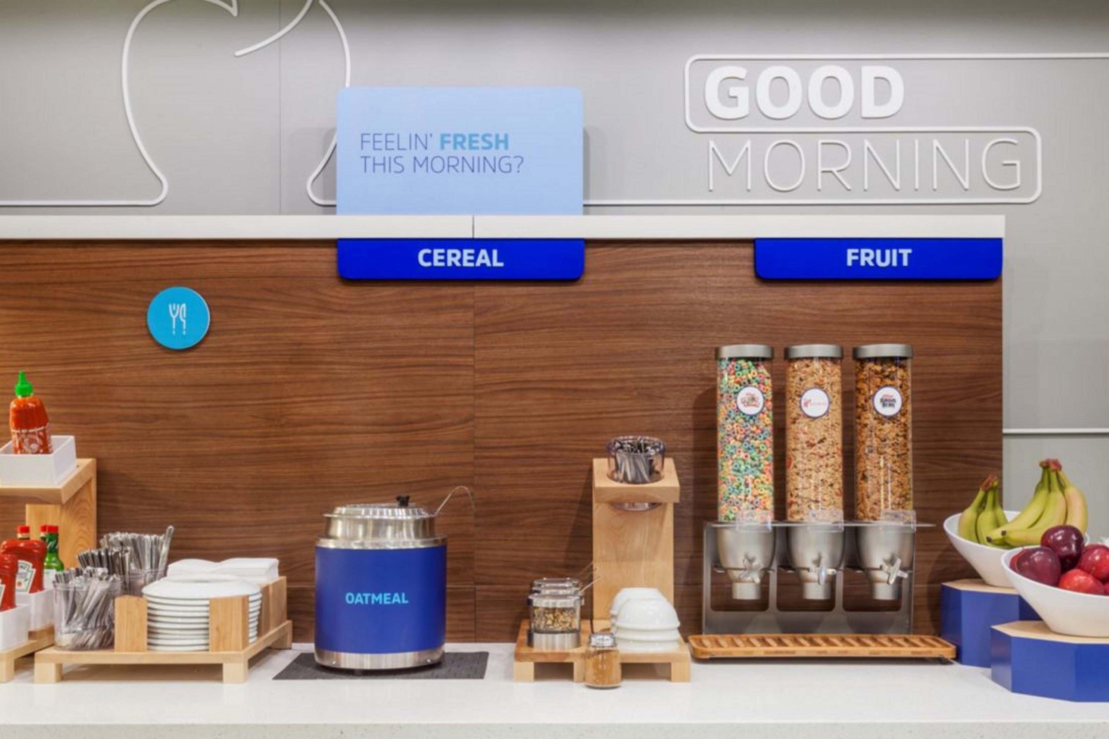 Holiday Inn Express & Suites Fond Du Lac By Ihg Ngoại thất bức ảnh