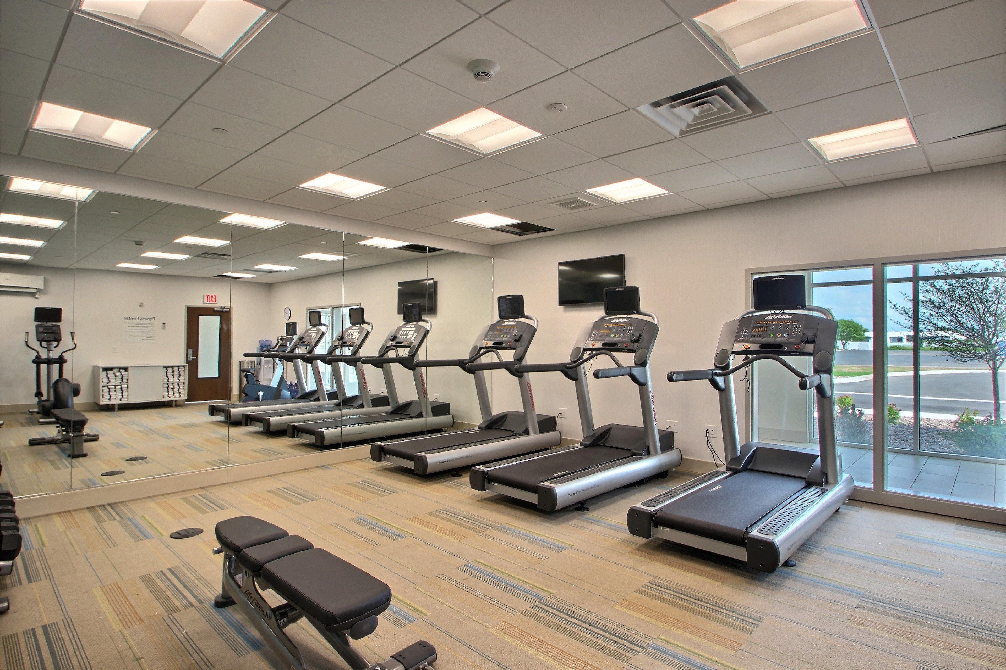 Holiday Inn Express & Suites Fond Du Lac By Ihg Ngoại thất bức ảnh